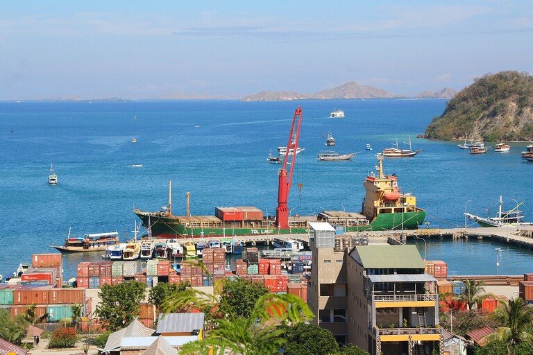 labuan-bajo-5987194_1280