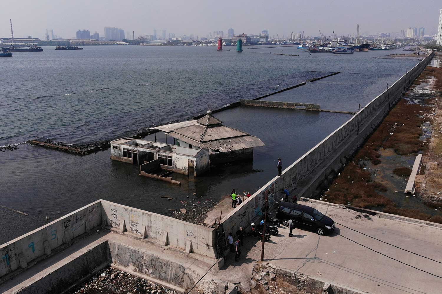 Giant Sea Wall Jakarta to mitigate flooding