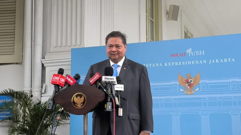 67fe28aa7205a-pesan-prabowo-ke-anak-buah-negosiasi-tarif-ke-as-sebaik-baiknya_1265_711