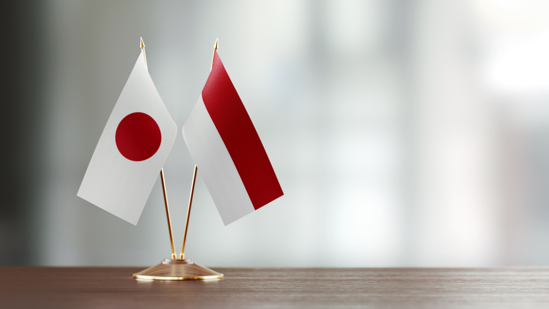 Indonesian and Japanese flag simbolyzing the Indonesia-Japan partnership.
