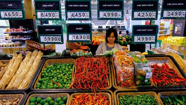 Pelemahan-nilai-konsumsi-1--tirto-Mic_ratio-16x9