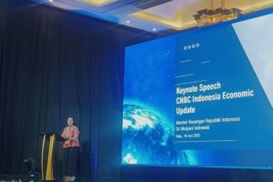 Sri Mulyani Speaking about the global economic uncertainty caused by the WTO weak role.