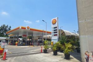Shell gas station business affected by fuel shortages