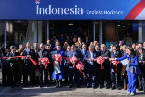 Leaders inaugurate the Indonesia Pavilion at WEF Davos 2026, marking momentum for a stronger Indonesia investment outlook and global investor engagement.